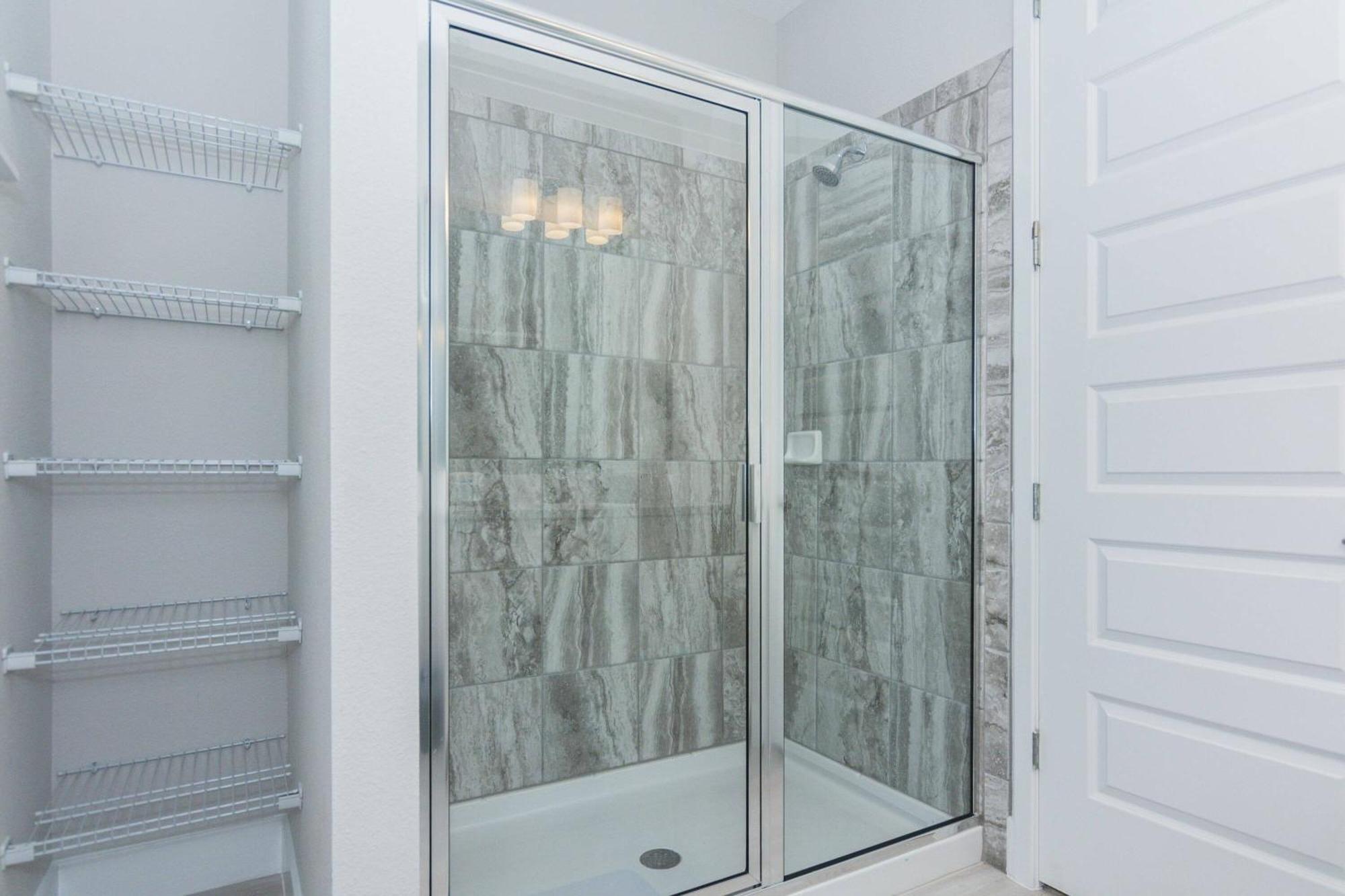 Amazing 6 Bedrooms With 6 And Private Pool At Encore Ec7483