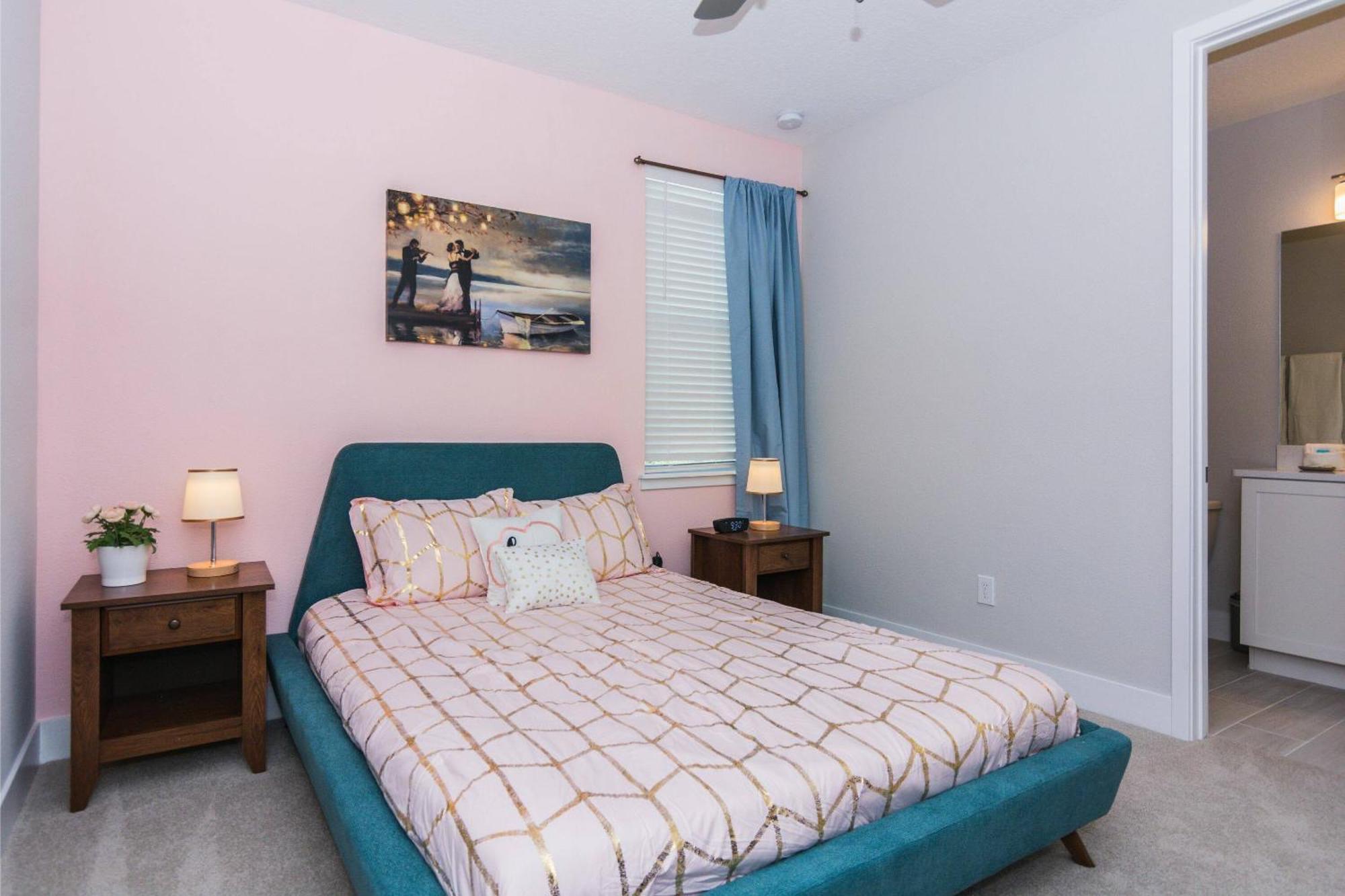Amazing 6 Bedrooms With 6 And Private Pool At Encore Ec7483 Holiday home *